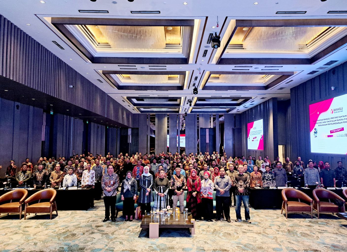 Rapat Pimpinan Bawaslu Provinsi Jawa Timur dan Bawaslu Kabupaten/Kota Se-Jawa Timur Evaluasi Kelembagaan Pengawasan Pemilu 2024