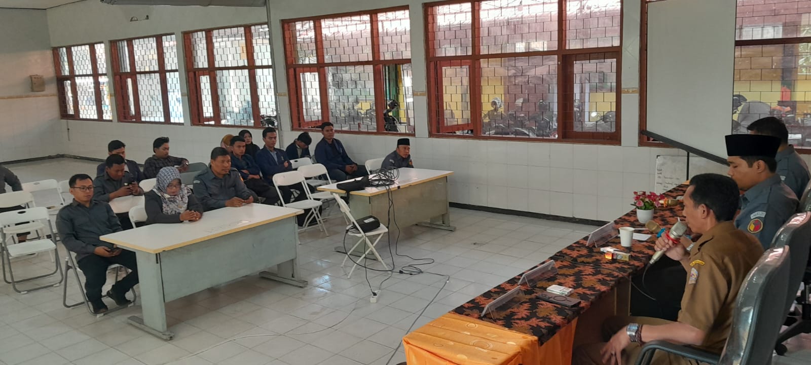 Bawaslu Pamekasan Perkenalkan Kepala Sekretariat Baru