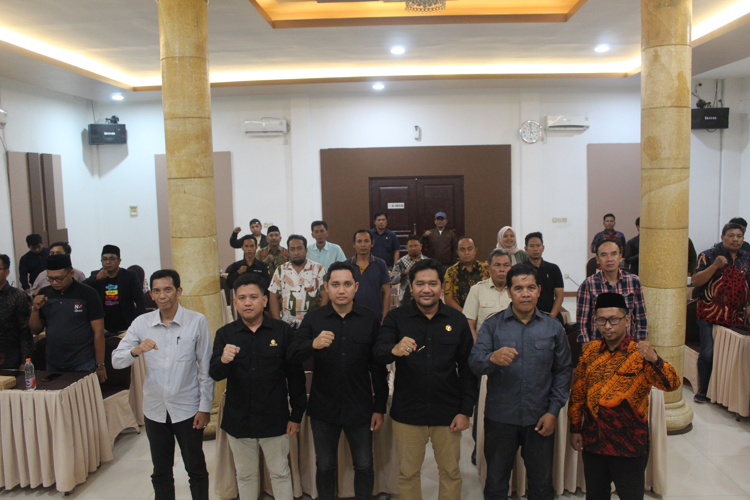 Bawaslu Pamekasan Gelar Rapat Sosialisasi Sentra Gakkumdu untuk Pemilihan 2024