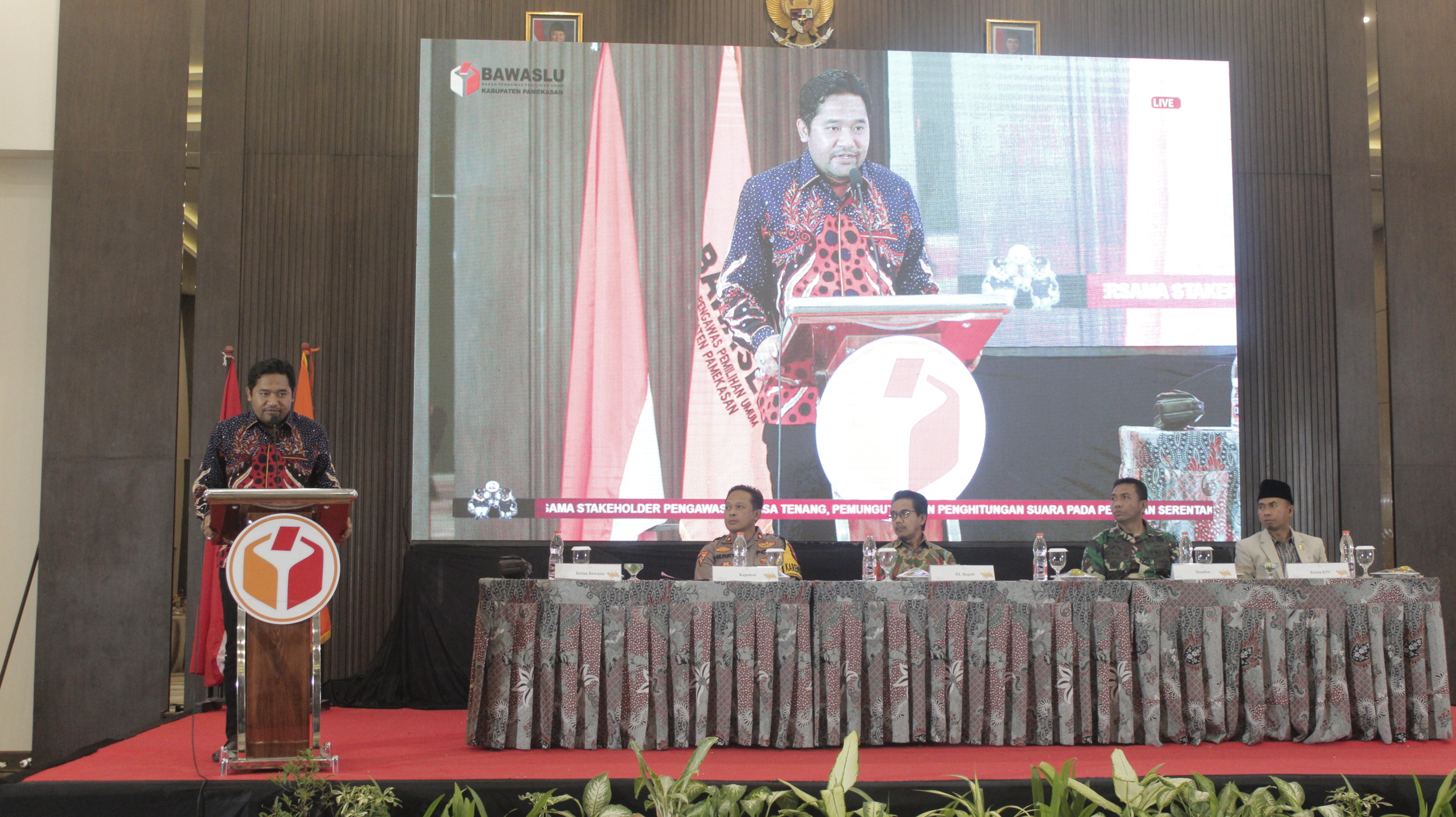 Bawaslu Kabupaten Pamekasan Gelar Rapat Koordinasi Bersama Stakeholder untuk Pengawasan Pilkada 2024