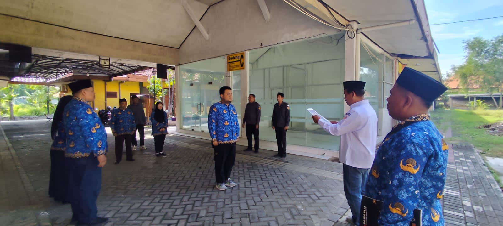 Bawaslu Kabupaten Pamekasan Gelar Upacara Peringatan Hari Kebangkitan Nasional ke-117