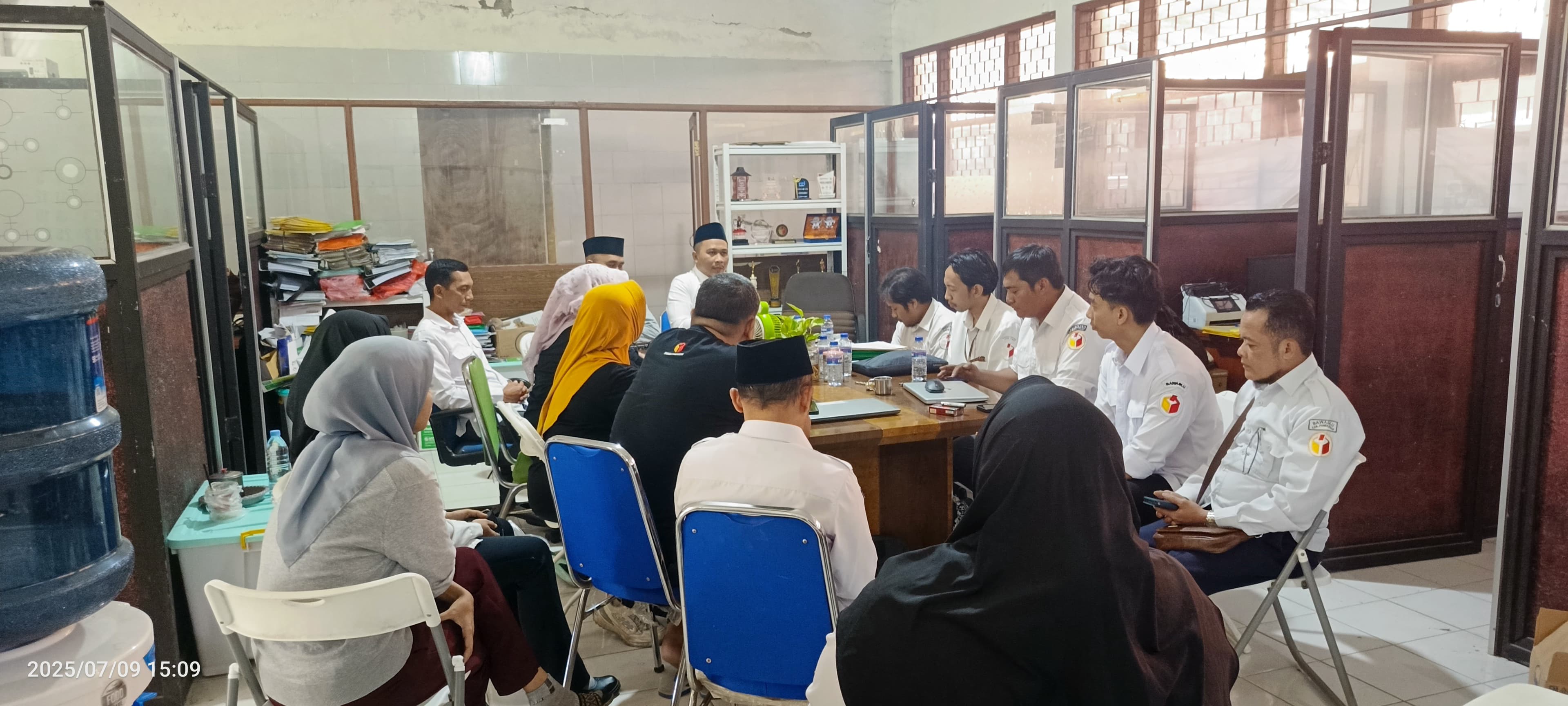 Bawaslu Provinsi Jawa Timur Lakukan Supervisi dan Monitoring ke Bawaslu Kabupaten Pamekasan