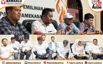Rapat Internal Bawaslu Pamekasan Awal Tahun 2024