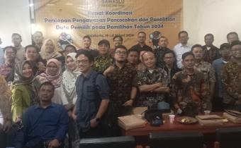 menghadiri Rapat Koordinasi Persiapan Pengawasan Pencocokan dan Penelitian Data Pemilih pada Pemilihan tahun 2024