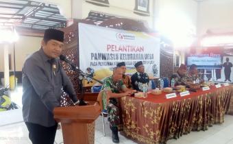 Sukma firdaus ketua Bawaslu Pamekasan beri arahkan kepada anggota PKD yang sudah dilantik