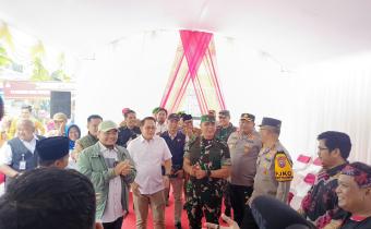 Kunjungan Ketua KPU RI dan Ketua Bawaslu Jatim ke Pamekasan: Tinjau TPS dan Berikan Bantuan